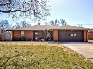 2807 London Ln, Enid, OK 73703