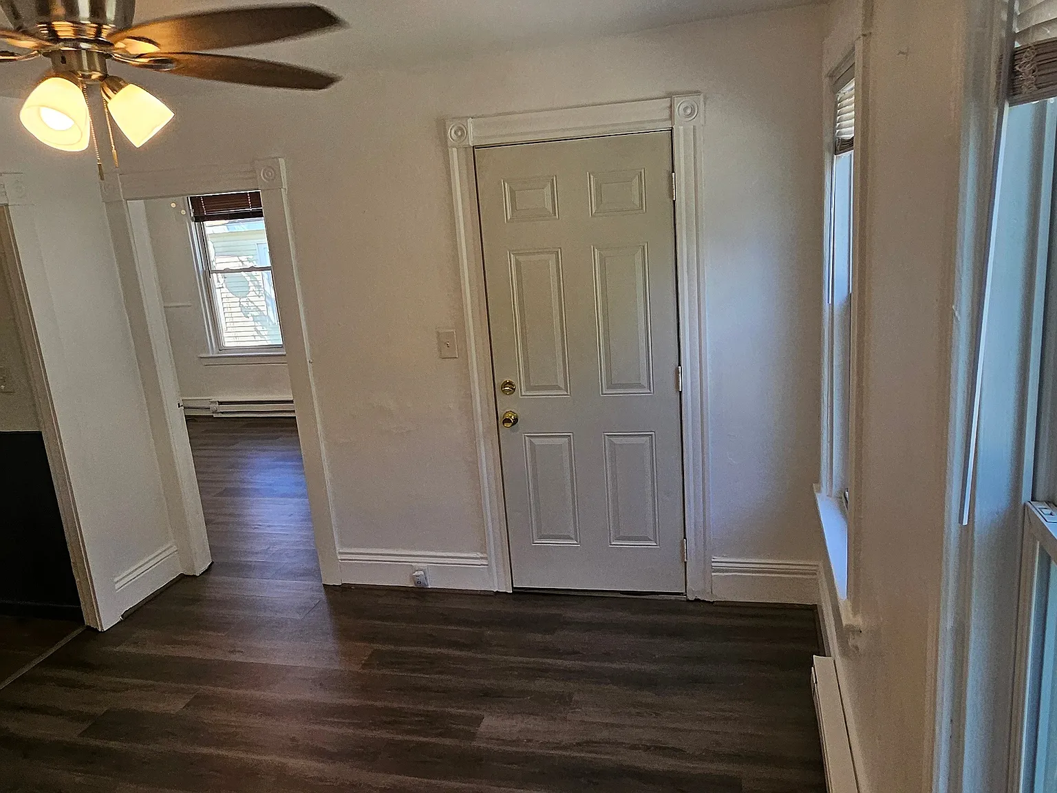 104 Rodney St — Photo 2