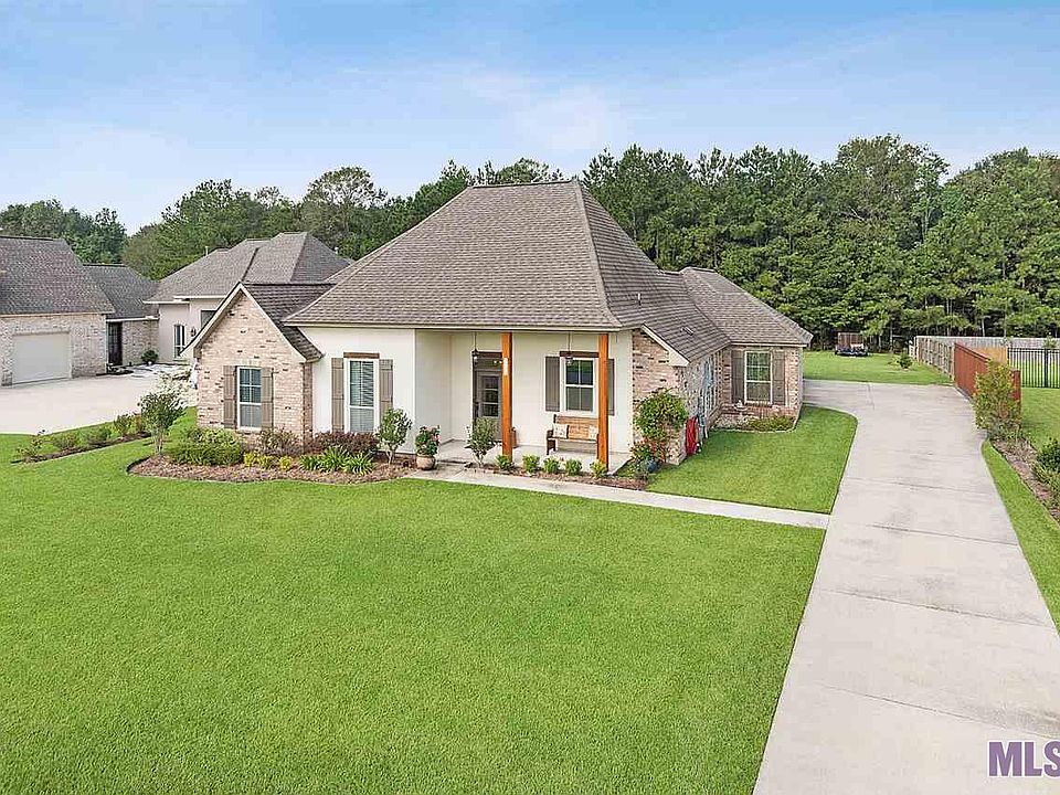 1st image of 27739 Lakeview Dr