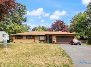 4832 Oak Glen Dr, Toledo, OH 43613