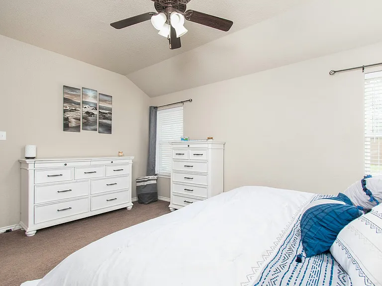 6506 Castle Gap Dr — Photo 7