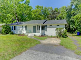 1140 Pleasant Pines St, Mount Pleasant, SC 29464