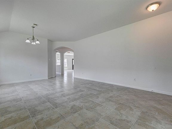 4th image of 2226 Tremont Trail Ln