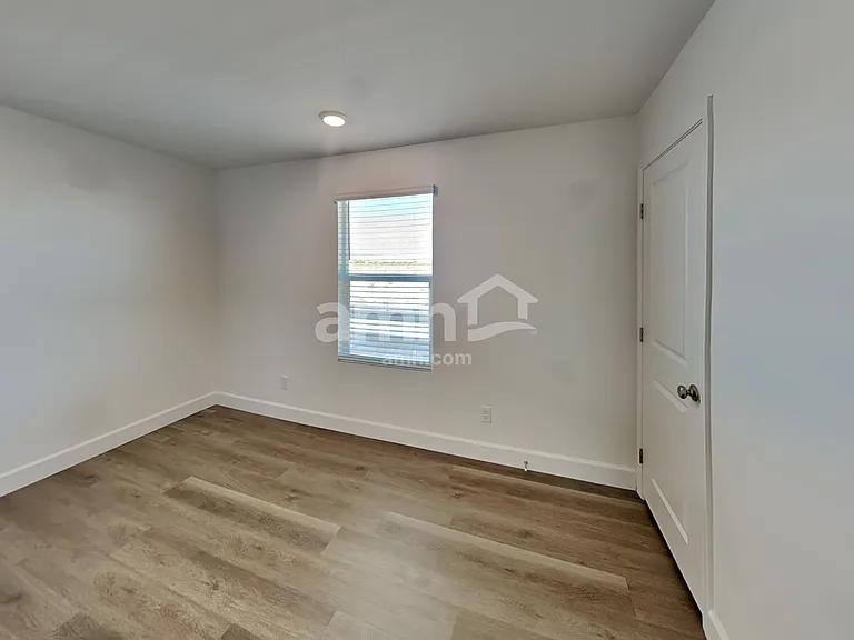 10506 Lagaspi Dr — Photo 20