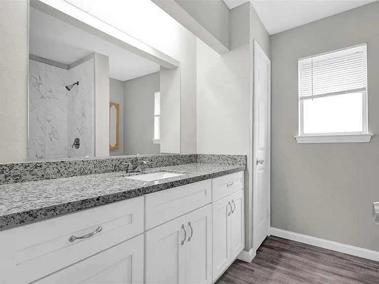 2055 Little Cedar Dr — Photo 8