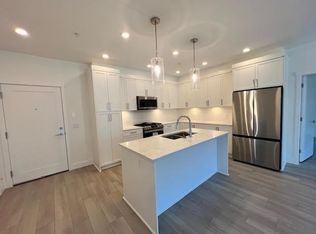 22638 Selkirk Ave #203, Maple Ridge, BC V2X 2W8