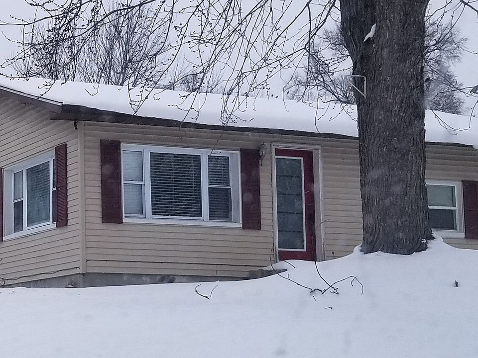 1st image of 3415 Heron Ave SW