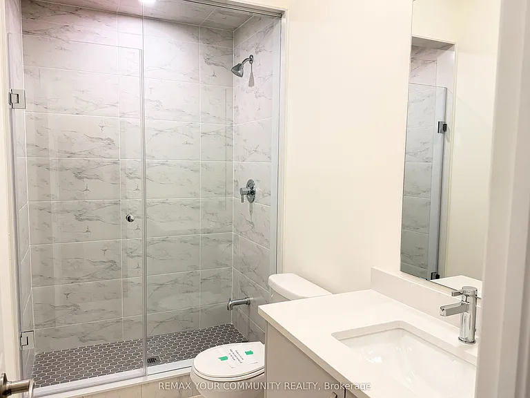 147 Berczy Green Dr — Photo 8