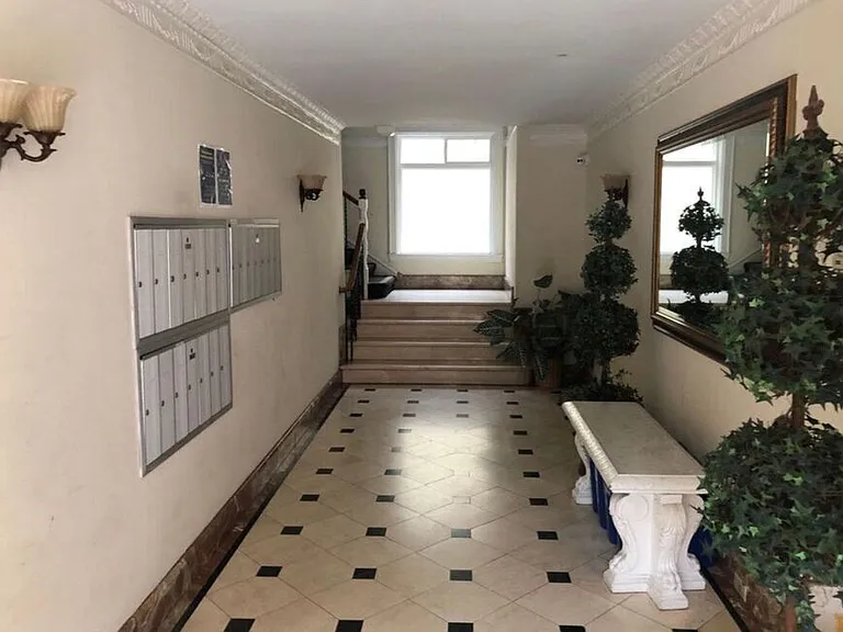 3155 Broderick St #105 — Photo 5