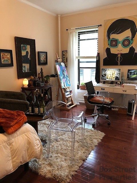 1st image of 44 Garden Pl APT 3A