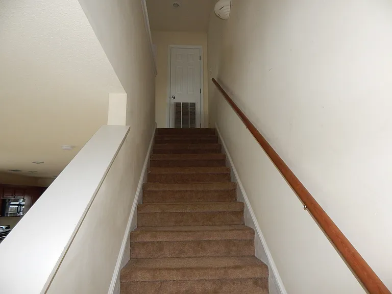 149 W Main St — Photo 4