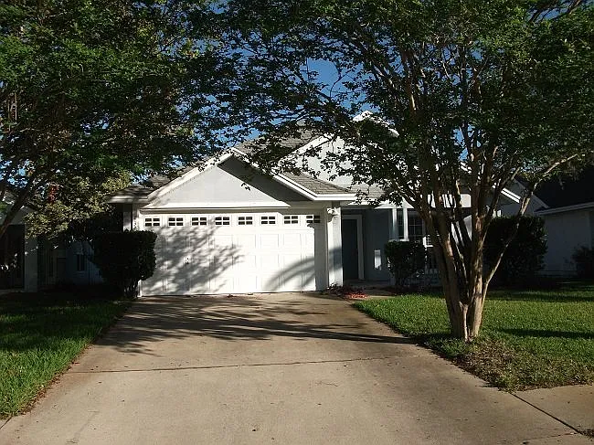 432 Chamberlain Dr — Photo 3
