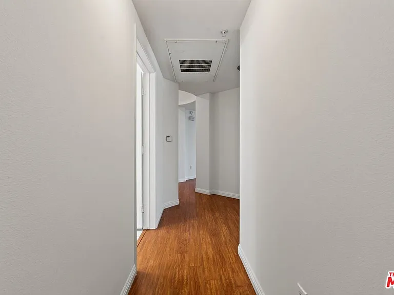 360 Avenue 26 #107 — Photo 37