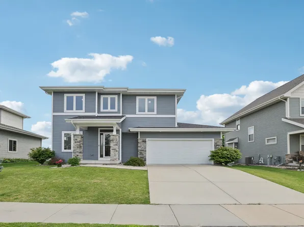 9911 Bronze Leaf Ln, Middleton, WI 53562