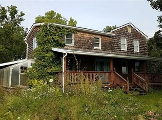 9544 Warsaw Rd, Pavilion, NY 14525