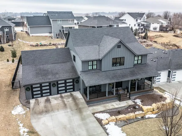 1700 Huron Ct, Northfield, MN 55057