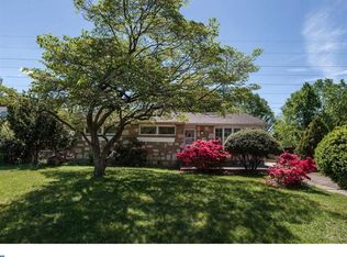 9621 Dedaker St, Philadelphia, PA 19115