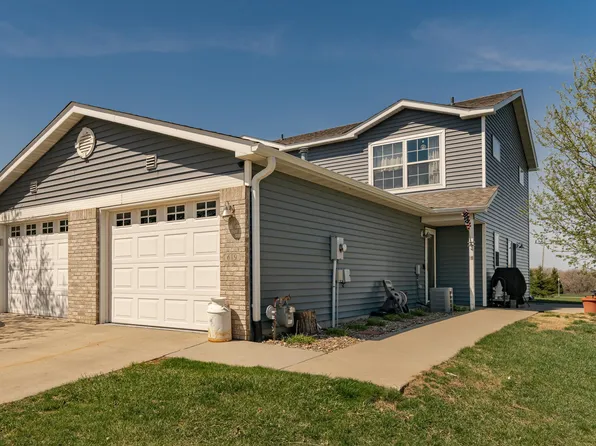 619 Pointe Ct SW, Rochester, MN 55902