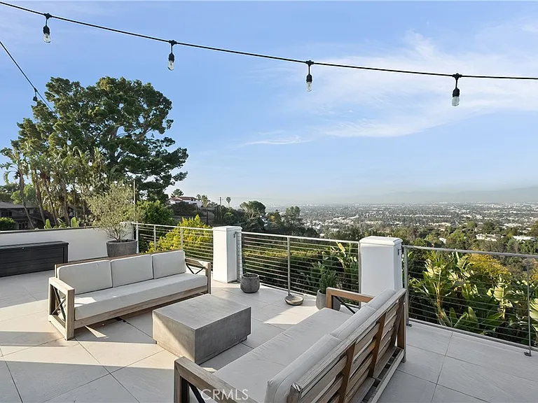 3642 Alta Mesa Dr — Photo 43