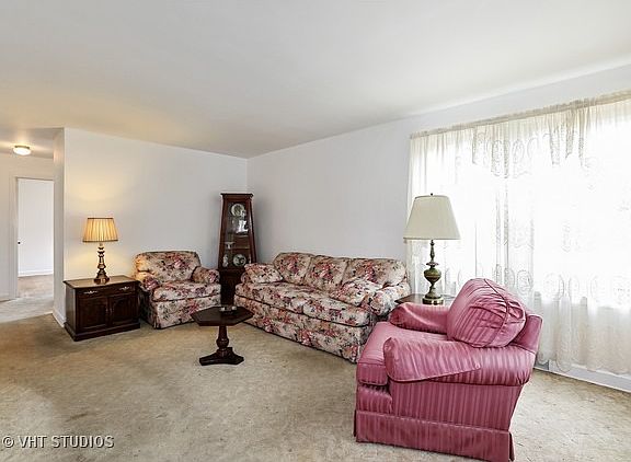 2nd image of 5723 N Northcott Ave