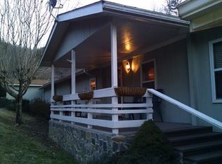 360 Breedlove Rd, Bryson City, NC 28713