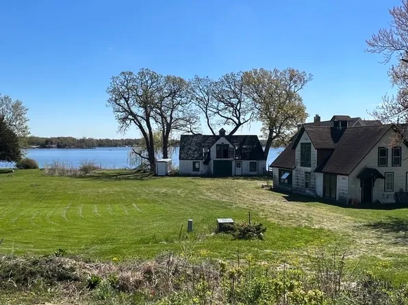 35479 N Everett Ave, Ingleside, IL 60041