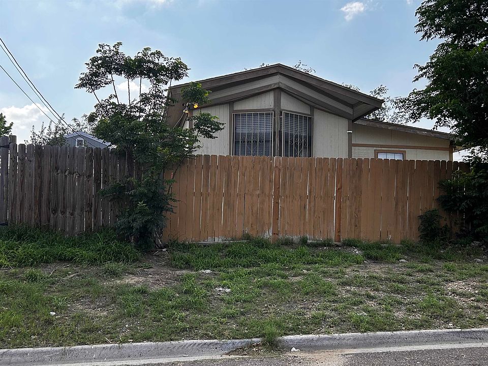 1st image of 2818 N Mendiola Ave