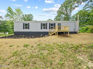 718 Sequoia Dr, Crossville, TN 38572