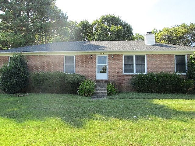 1st image of 122 McNiel Dr