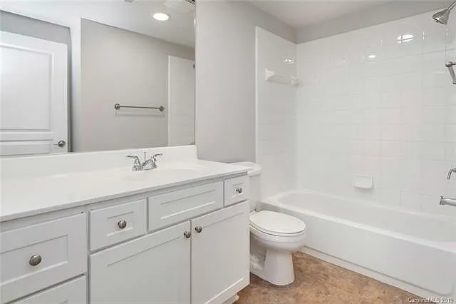 1315 East Blvd #406 — Photo 14