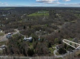 724 Keato Dr, Crossville, TN 38572