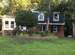 1408 Jodhpur Ct, Charlotte, NC 28212