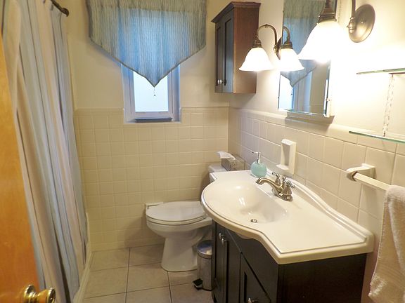 4th image of 3247 Dolomar Dr
