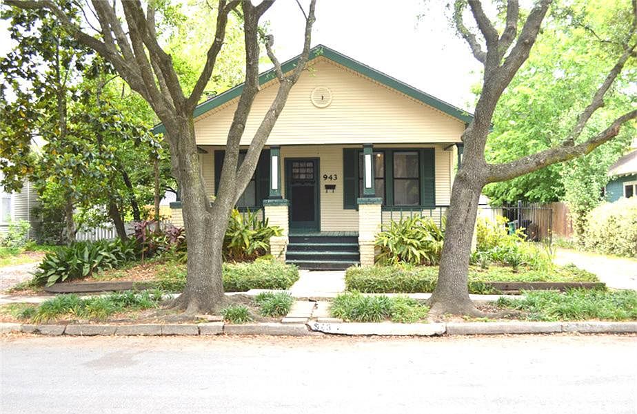 Adorable bungalow in the Woodland Heights area!