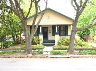 943 Highland St, Houston, TX 77009