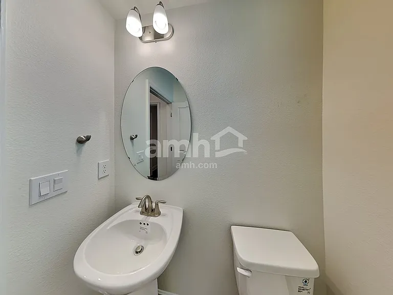 1045 Heavenly Dr — Photo 10