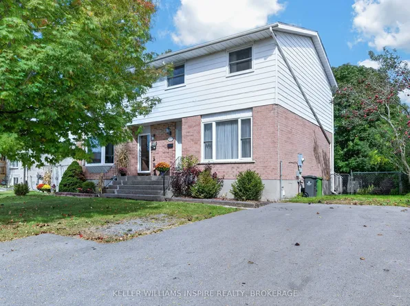 1004 Old Colony Rd, Kingston, ON K7P 1K3