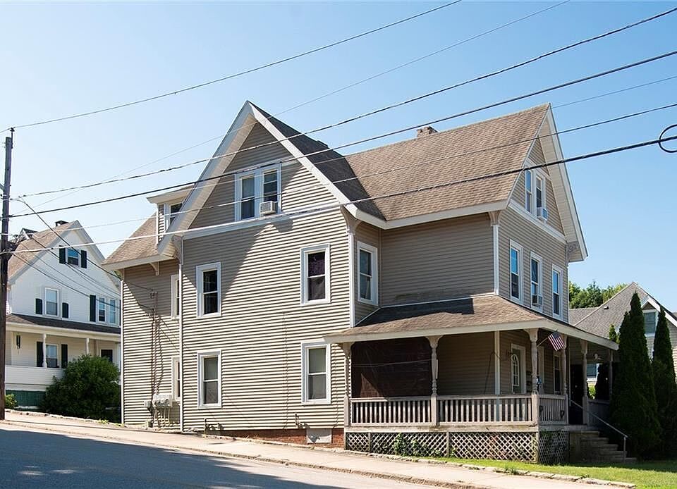 2nd image of 21 Spruce St