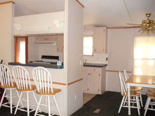 2nd image of 23 Oakridge Cir