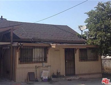 3rd image of 1021 S Berendo St