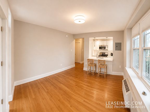 5th image of 2410 20th St NW APT 6