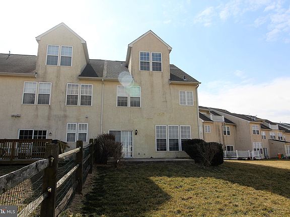 5th image of 54 W Sarazen Dr