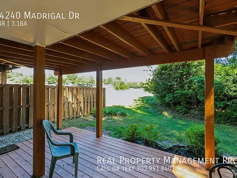 14240 Madrigal Dr — Photo 28