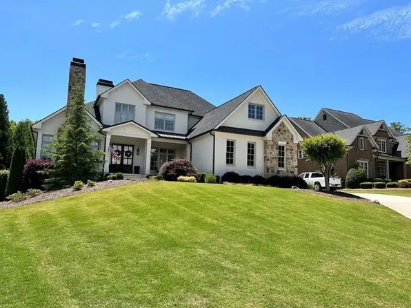 4438 Park Royal Dr, Flowery Branch, GA 30542