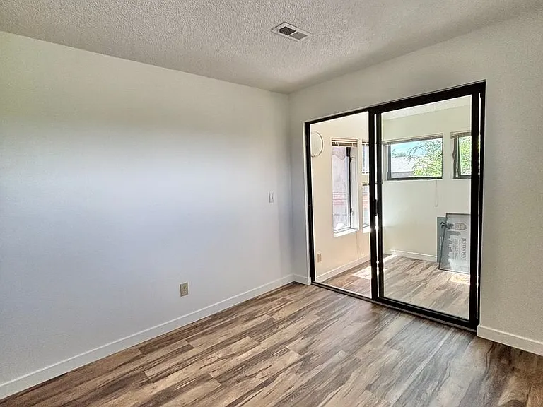 8910 Fox Dr #14 — Photo 17