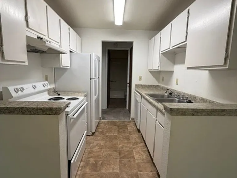 20 S 341st Pl — Photo 5