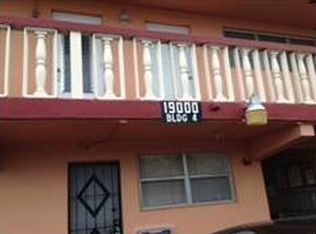 19000 NE 3rd Ct APT 403, Miami, FL 33179