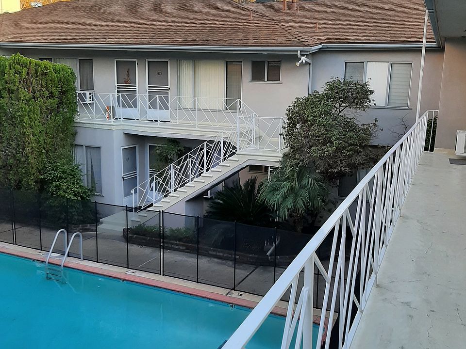 2nd image of 154 N Pass Ave #112