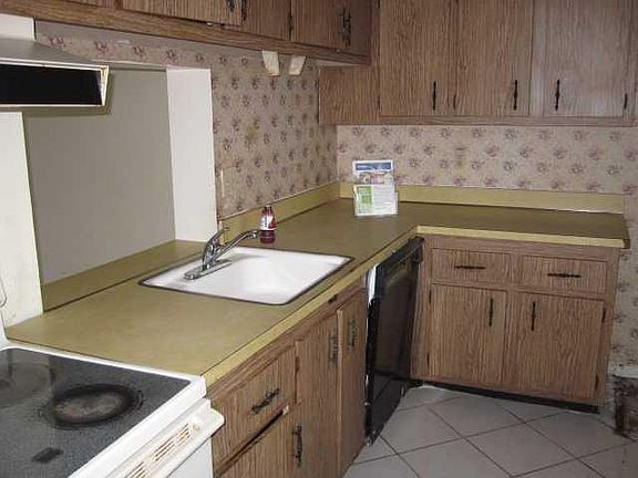 2nd image of 2800 NW 56th Avenue #401