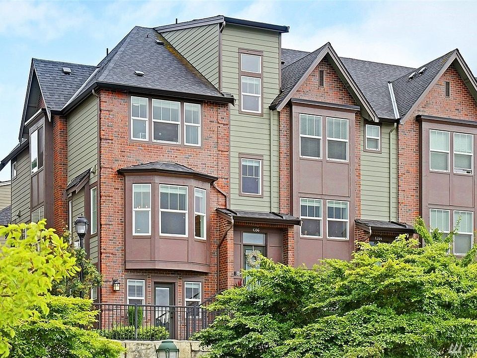 1st image of 1356 Williamsburg Walk NE